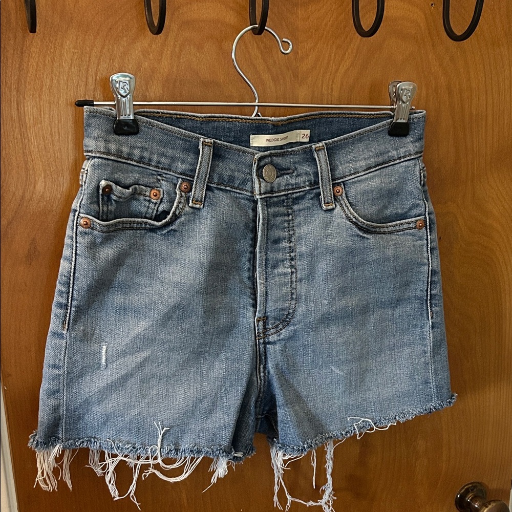 Levi's wedgie short 26